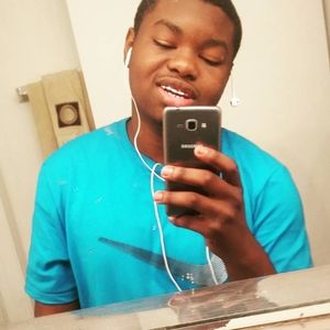 Meet your Posher, Dontrell